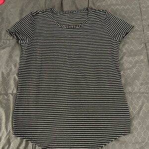 Black striped lululemon love crew T-shirt. Size 6. Gently used